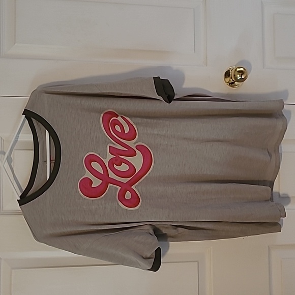 NWT Natural Life Love Tee - Picture 2 of 5